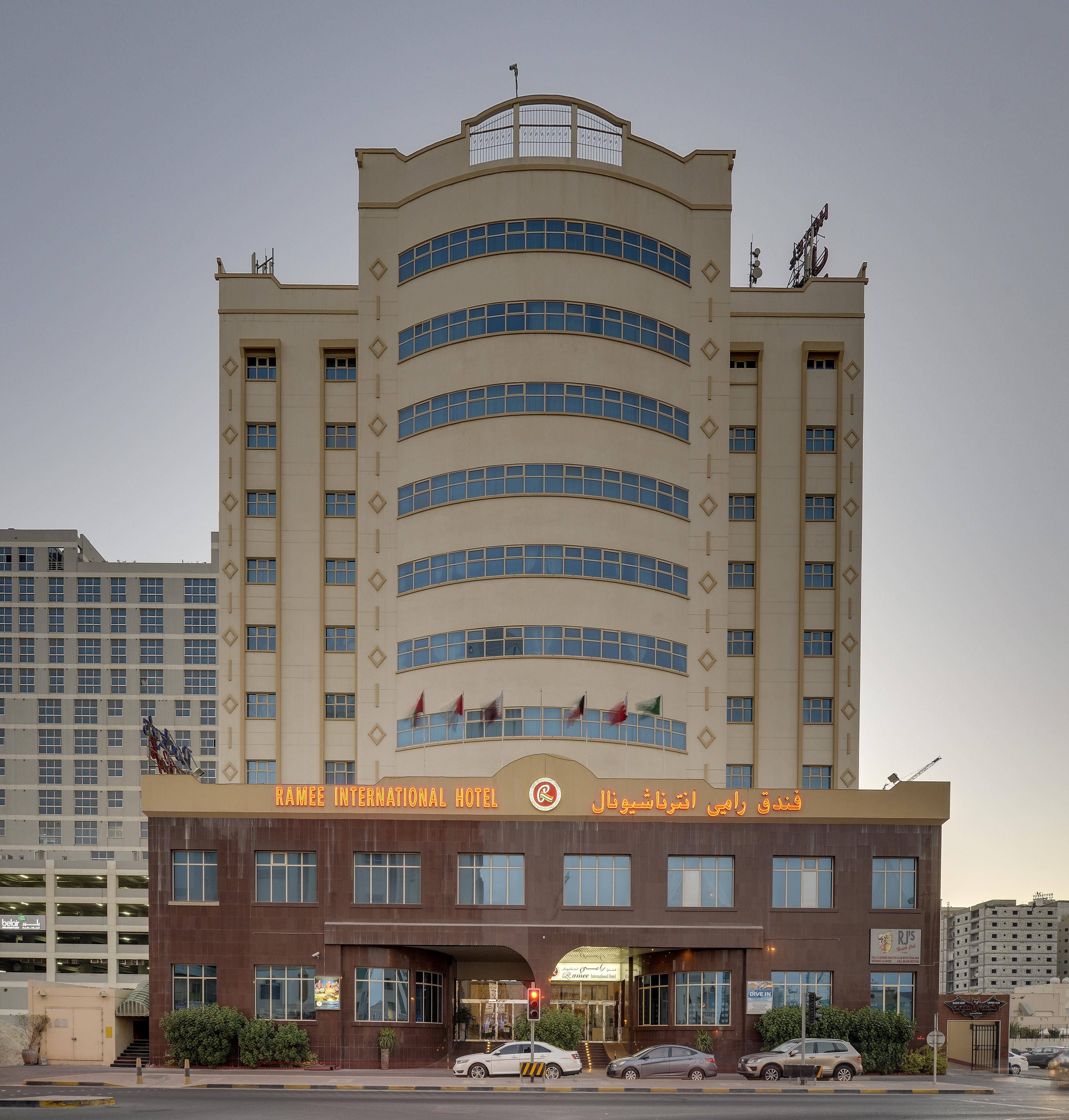 La Rosa Hotel Manama Exterior photo